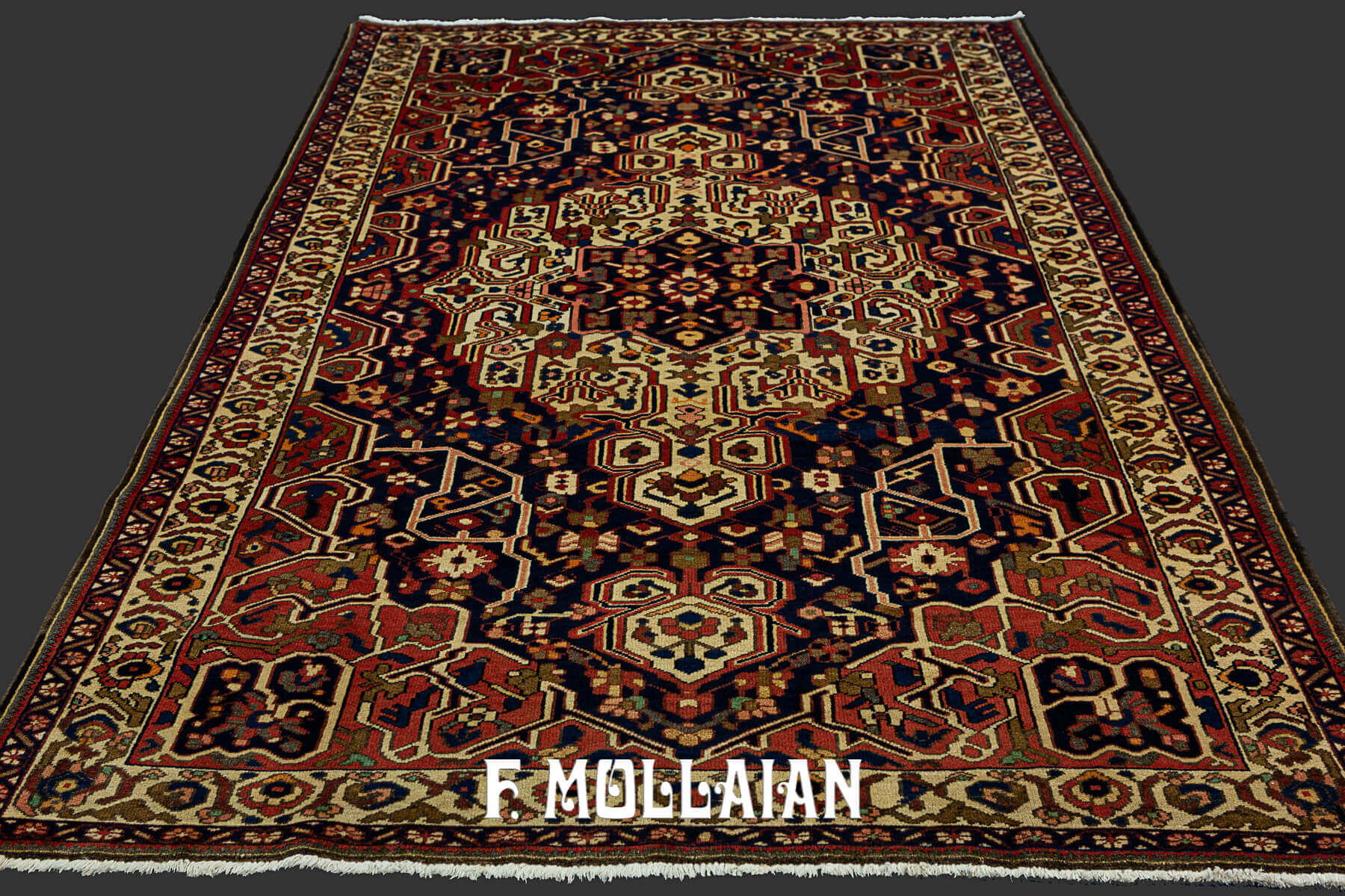 Antique Persian Hand-knotted Bakhtiari Rug n°:94716032